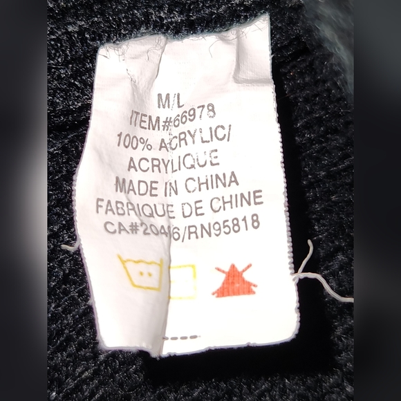 Hat and Glove Set - M / L Boys - Picture 5 of 5